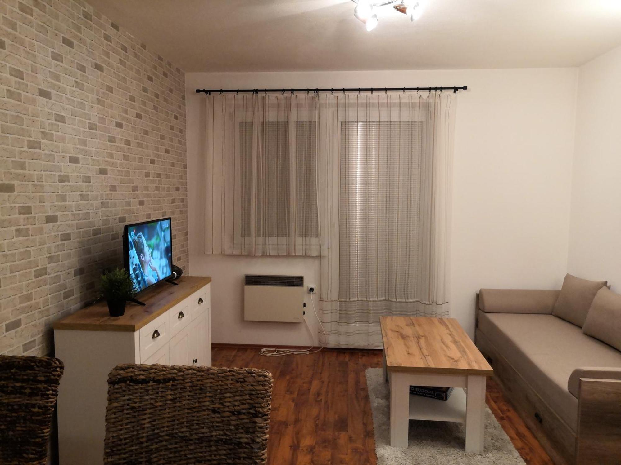 Apartman S Terasou Ошчадница Экстерьер фото